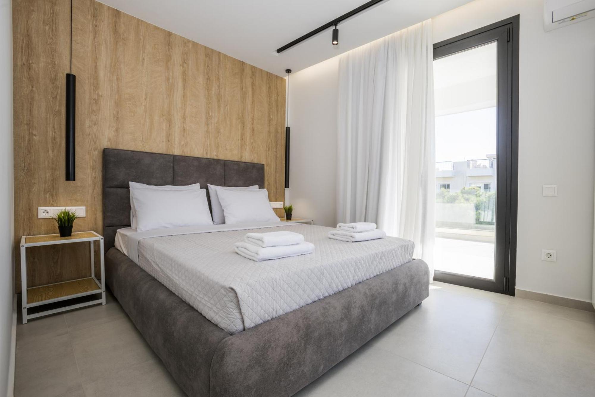 Varkiza Luxury Suites By Raise วารี ภายนอก รูปภาพ