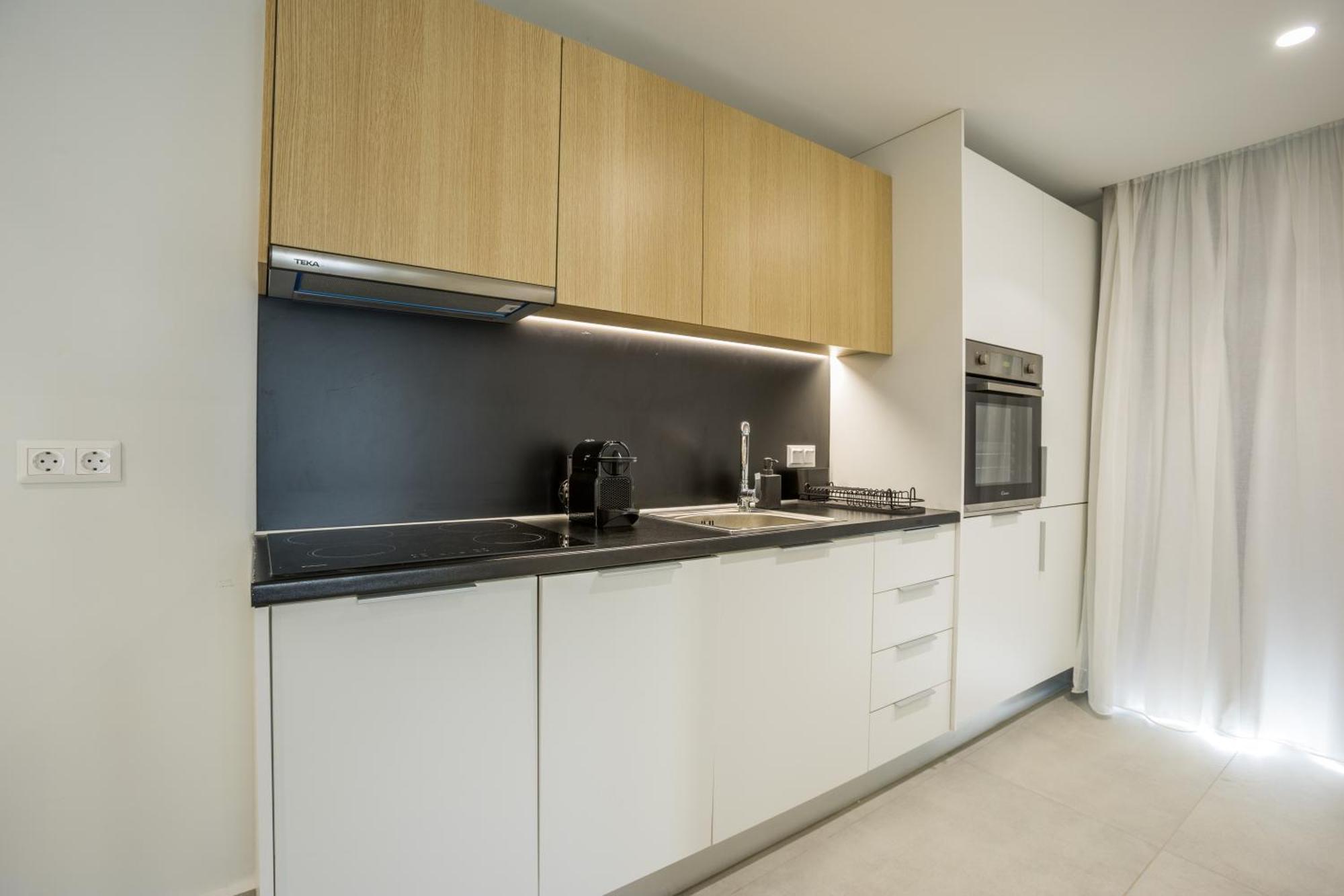Varkiza Luxury Suites By Raise วารี ภายนอก รูปภาพ