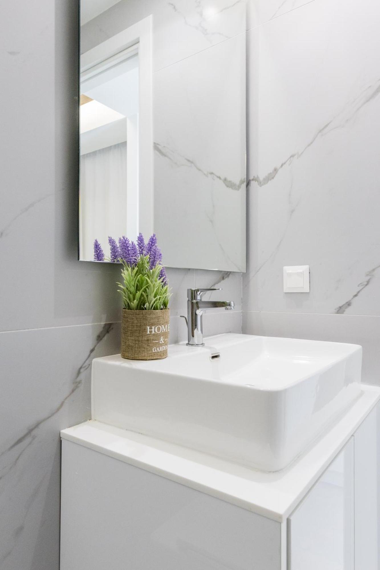Varkiza Luxury Suites By Raise วารี ภายนอก รูปภาพ